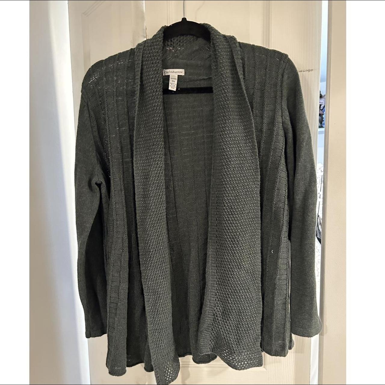 dark green cardigan petite ⁉️ - Depop