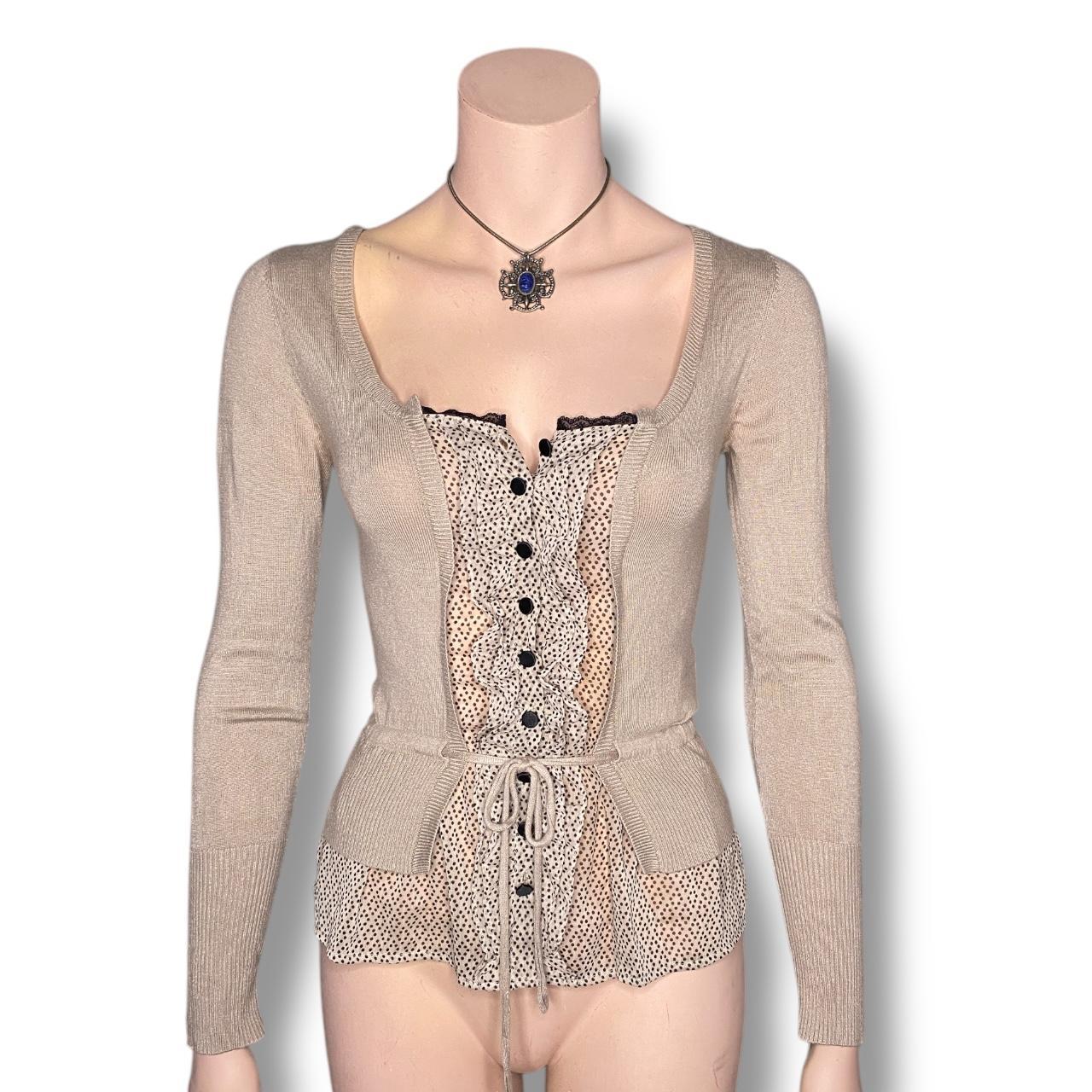 item listed by damngrlz