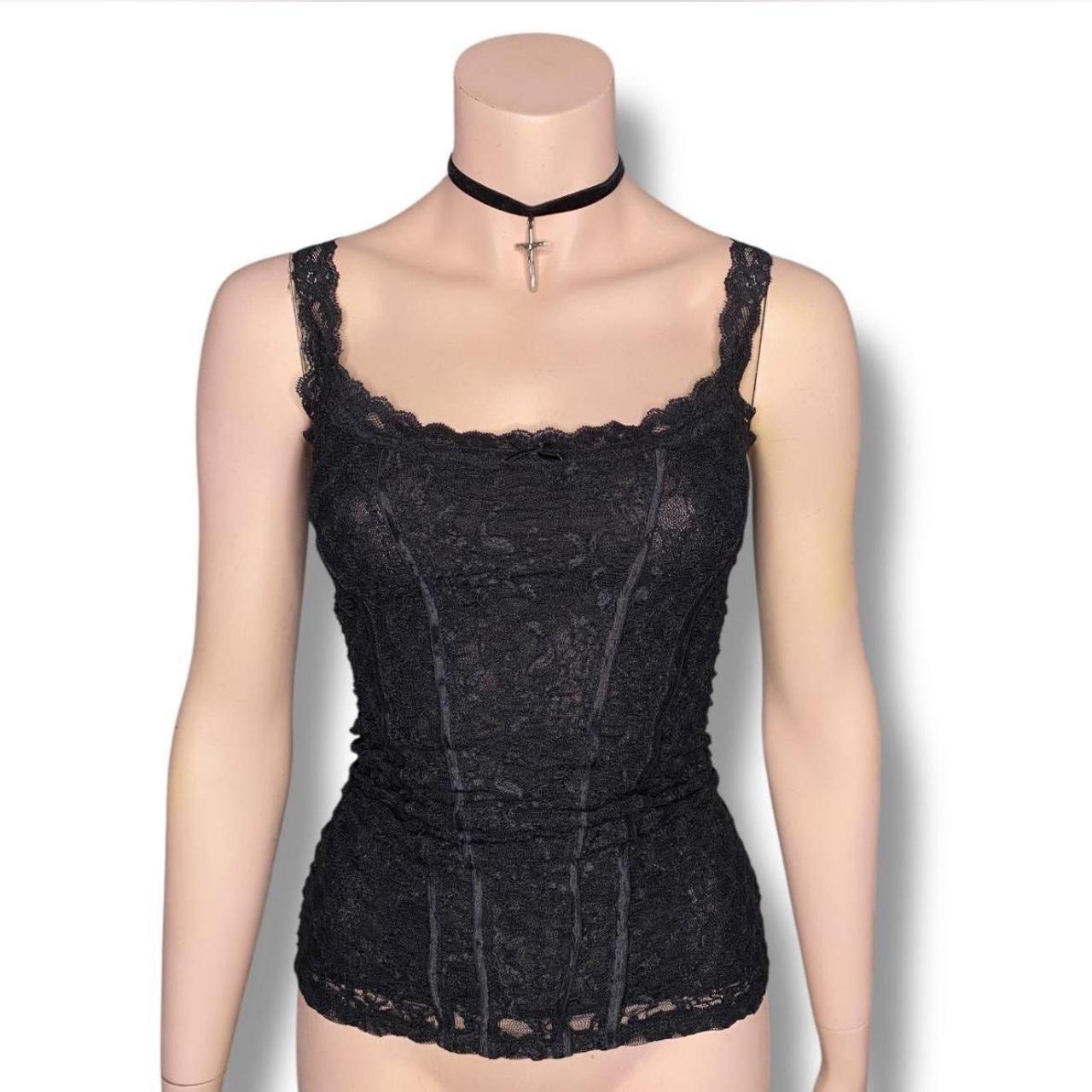 item listed by damngrlz