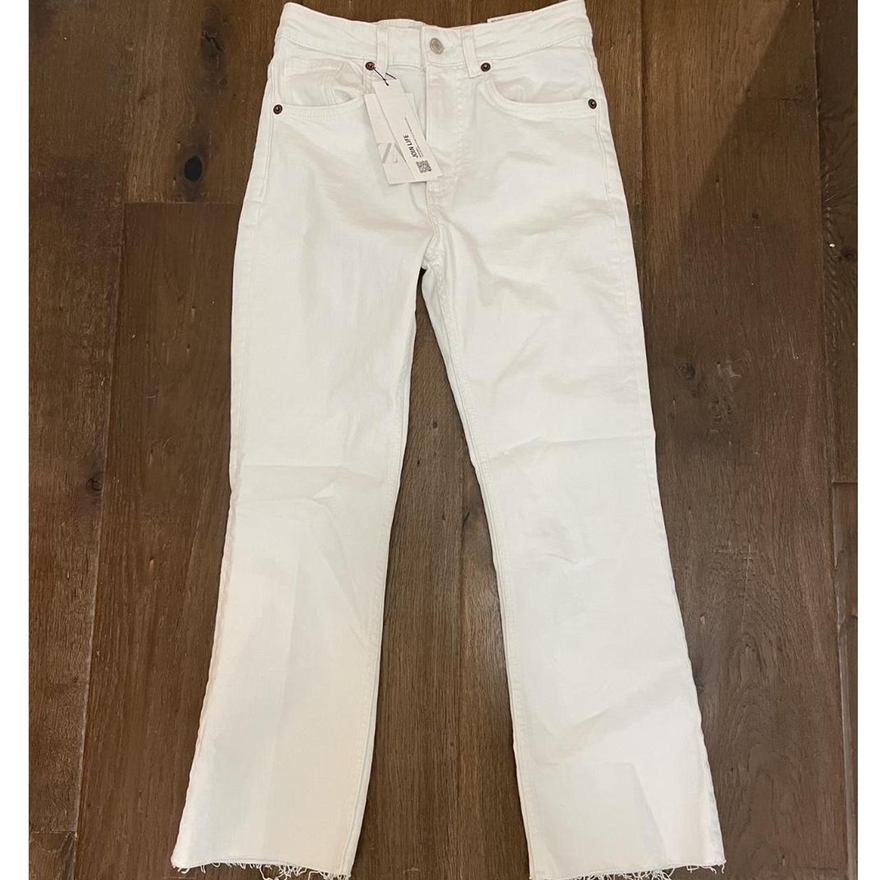 Zara Women's White Jeans | Depop