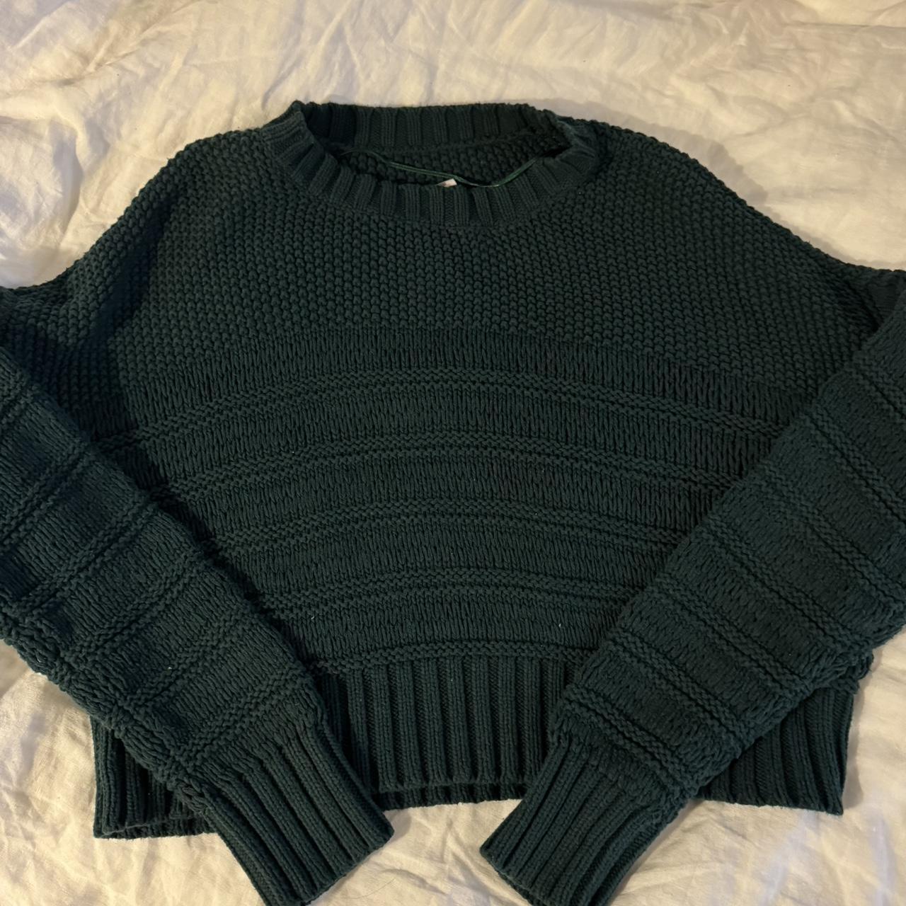 Pacsun green cropped sweater no flaws! open to... - Depop
