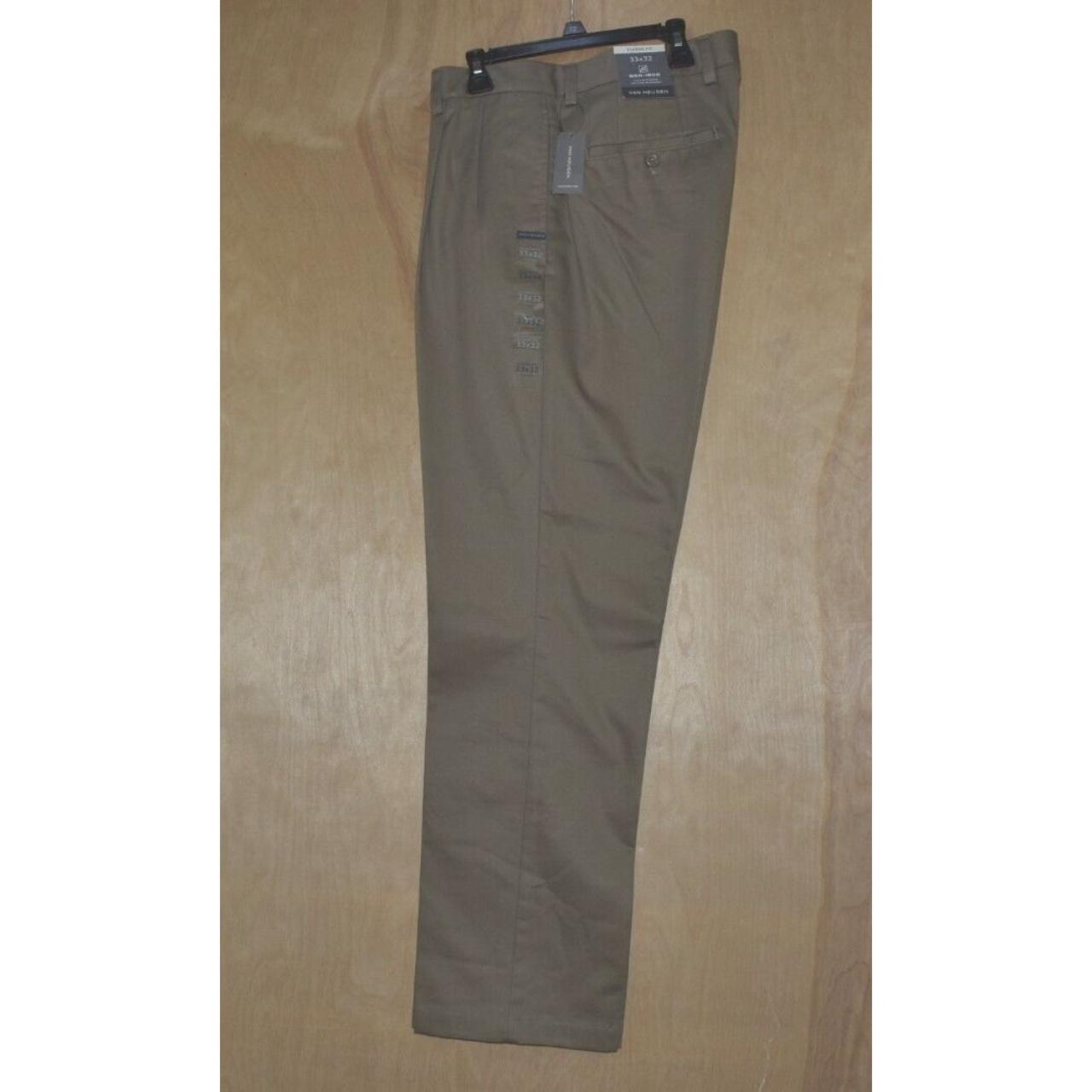 Van Heusen Brown Pleated Trousers 35 Waistline, Men's Fashion, Bottoms,  Trousers on Carousell