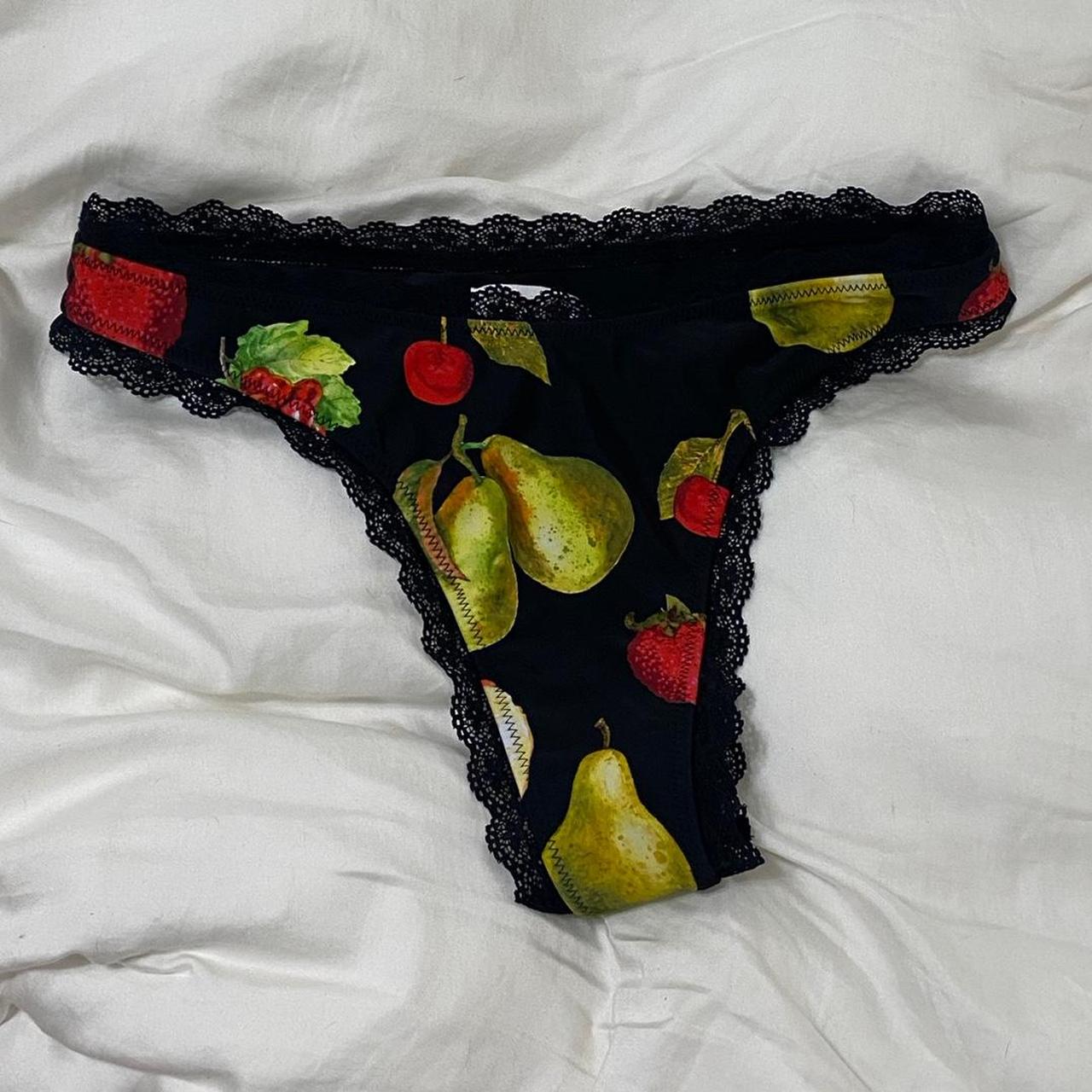 item listed by tosaintvalentine