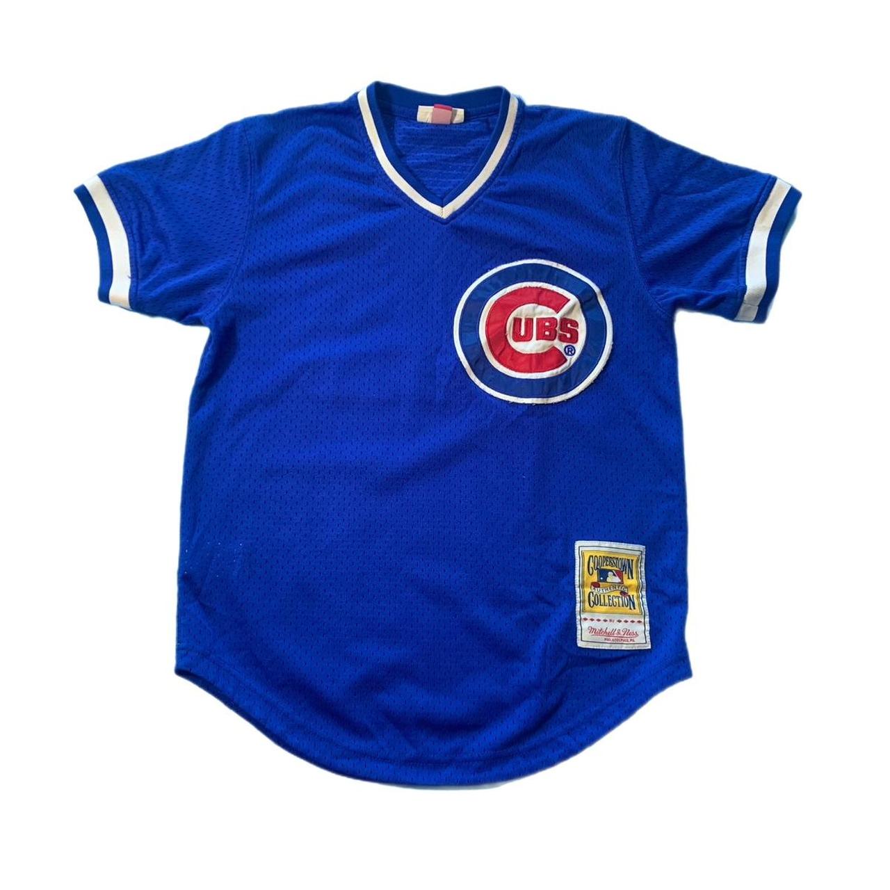 y2k Chicago Cubs Polo Shirt tagged as a medium, - Depop