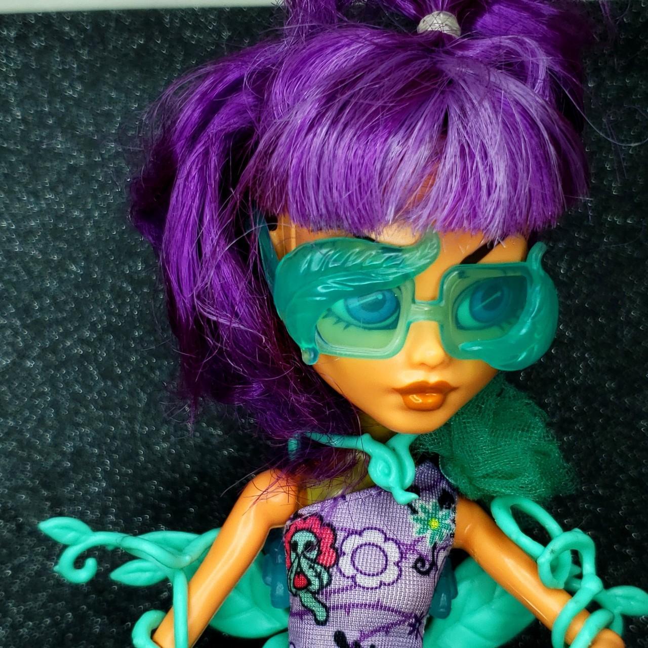 RVHTF Monster High Inner Monster Shockingly Shy... - Depop