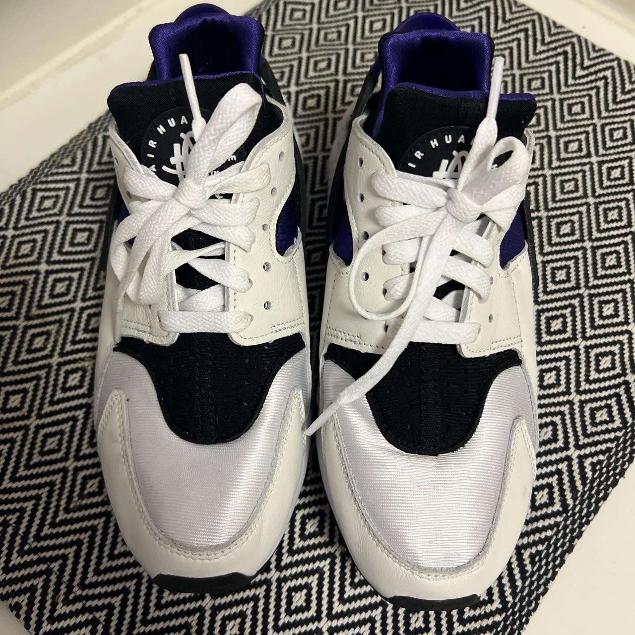 NIKE HUARACHI WHITE, BLACK AND VIOLET. Woman’s size... - Depop