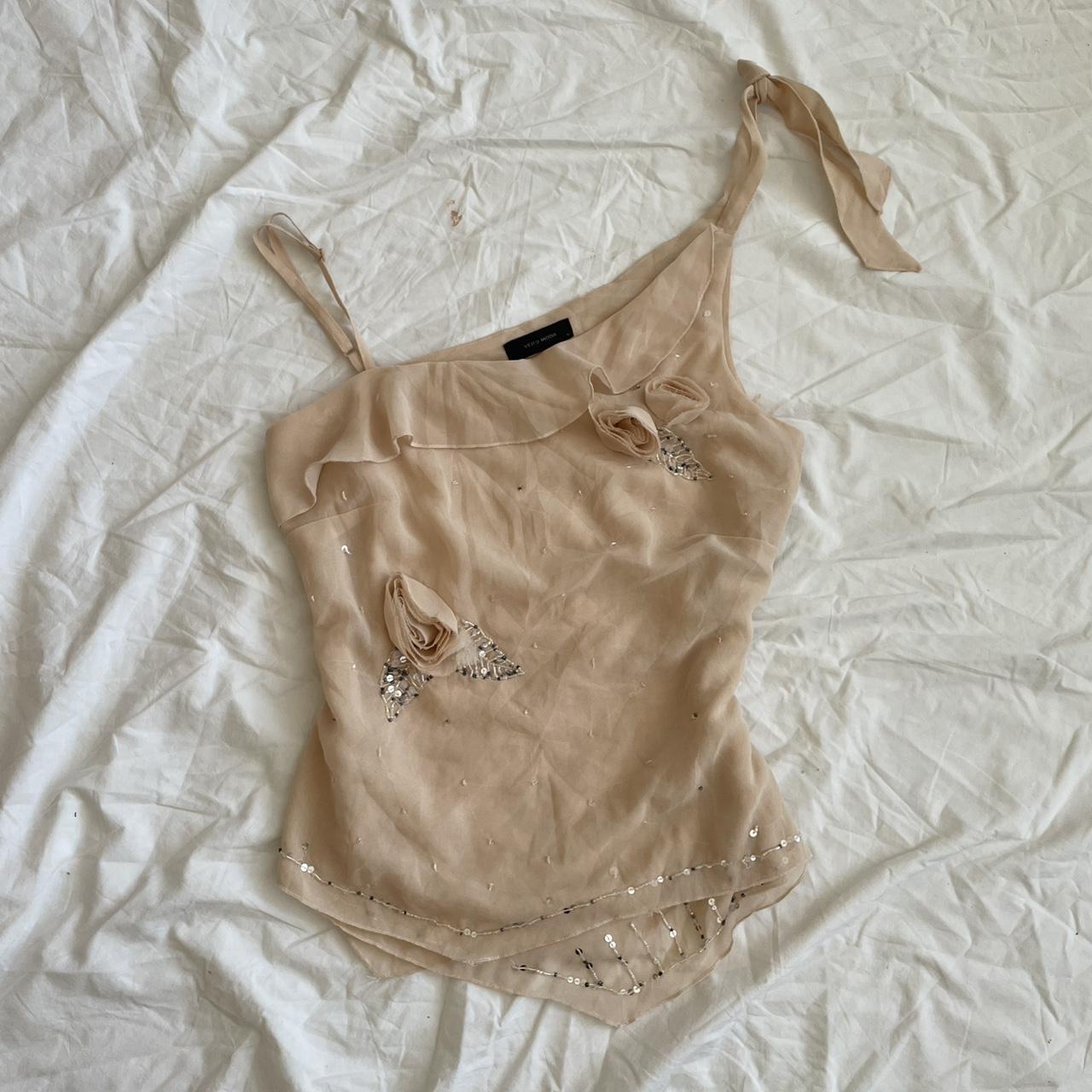 item listed by librasvintage