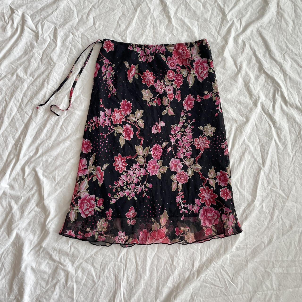 item listed by librasvintage