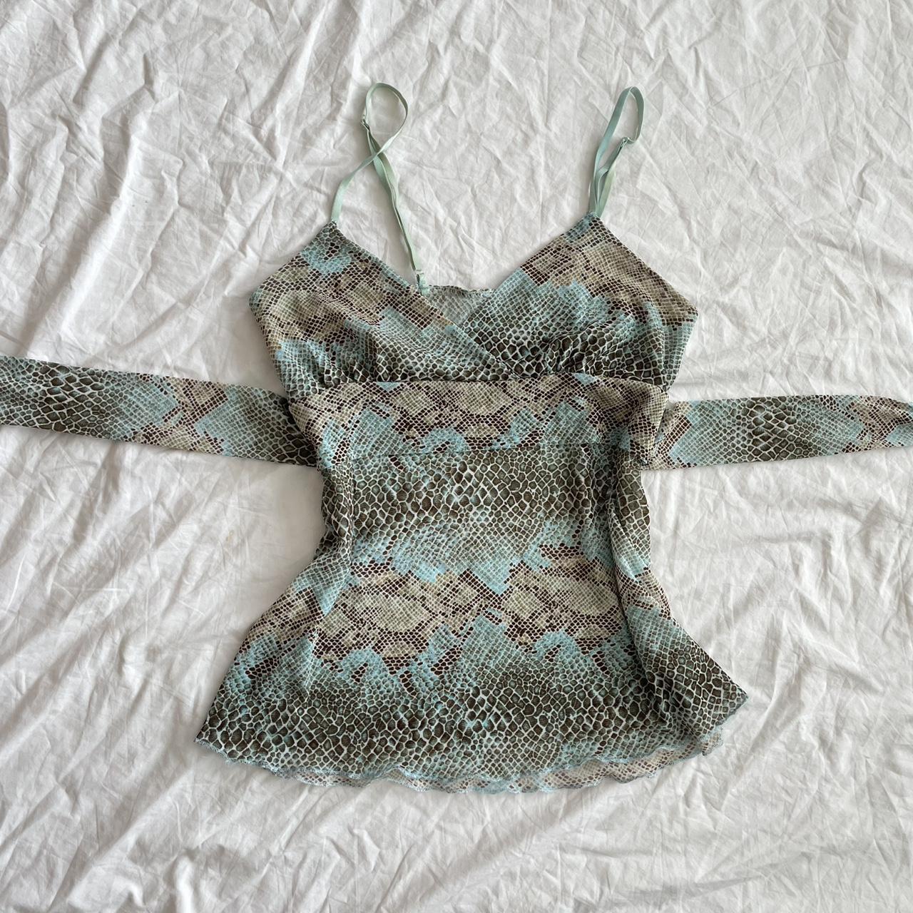 item listed by librasvintage