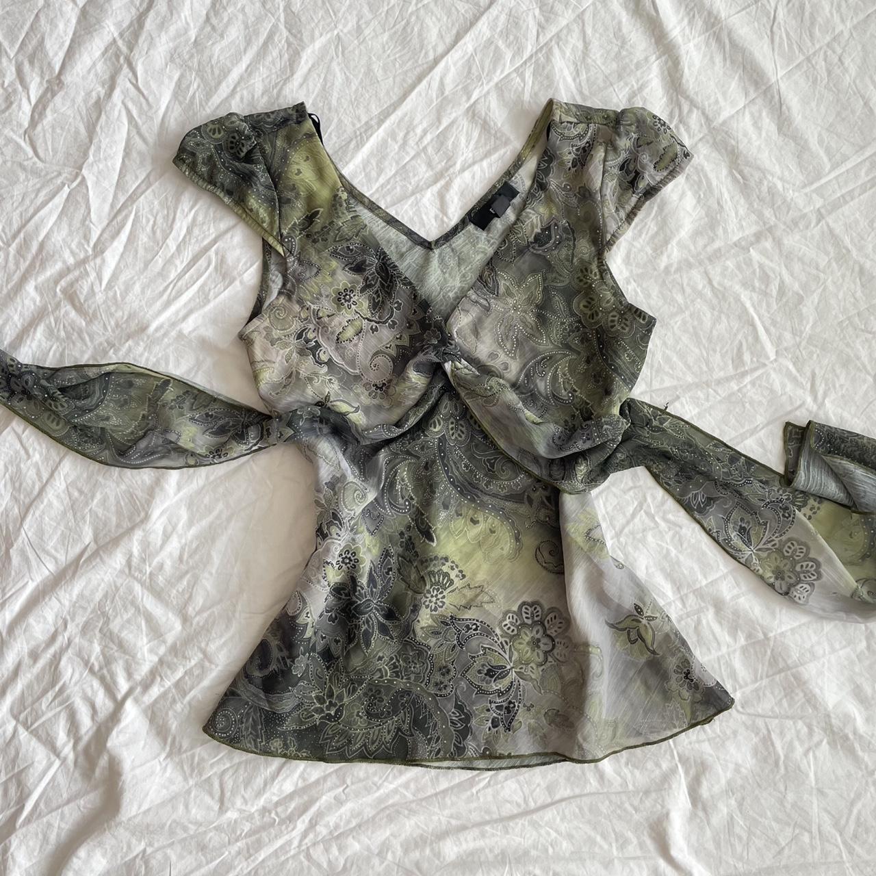 item listed by librasvintage