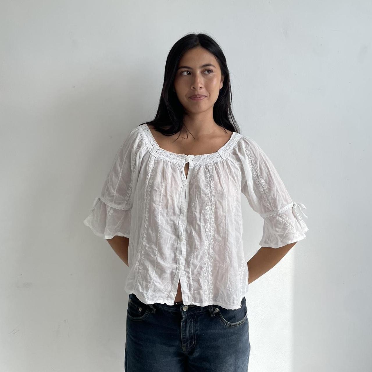 item listed by librasvintage