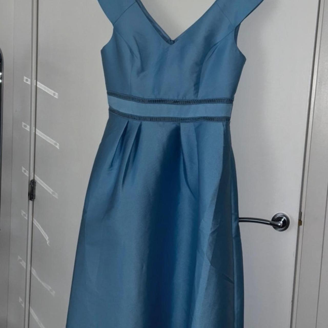 item listed by dee0305