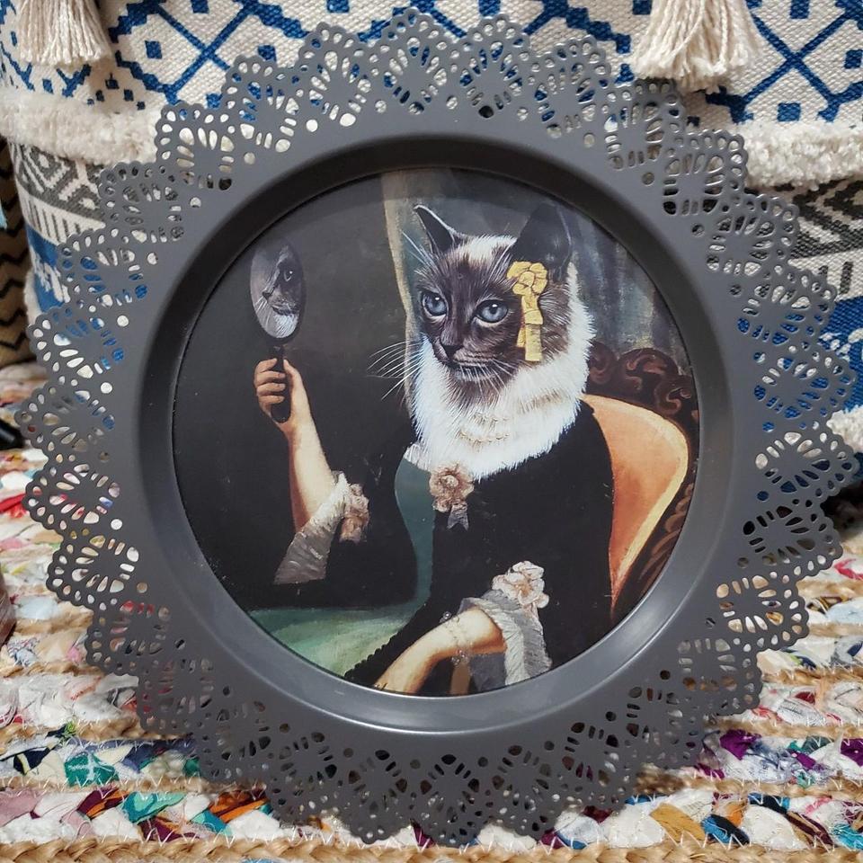 EXTREMELY LIMITED IKEA SKURAR VICTORIAN CAT WALL PORTRAIT HTF FELINE SIAMESE hot