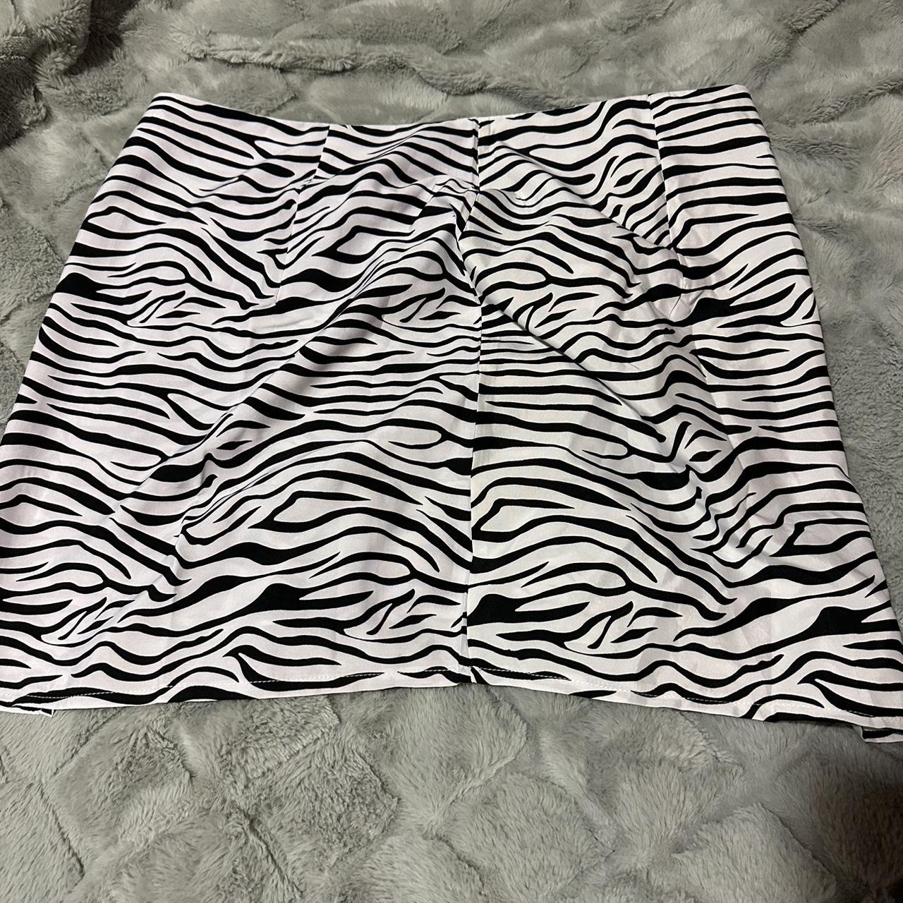 zebra print skirt comfy size 16/18 zebra skirt Depop
