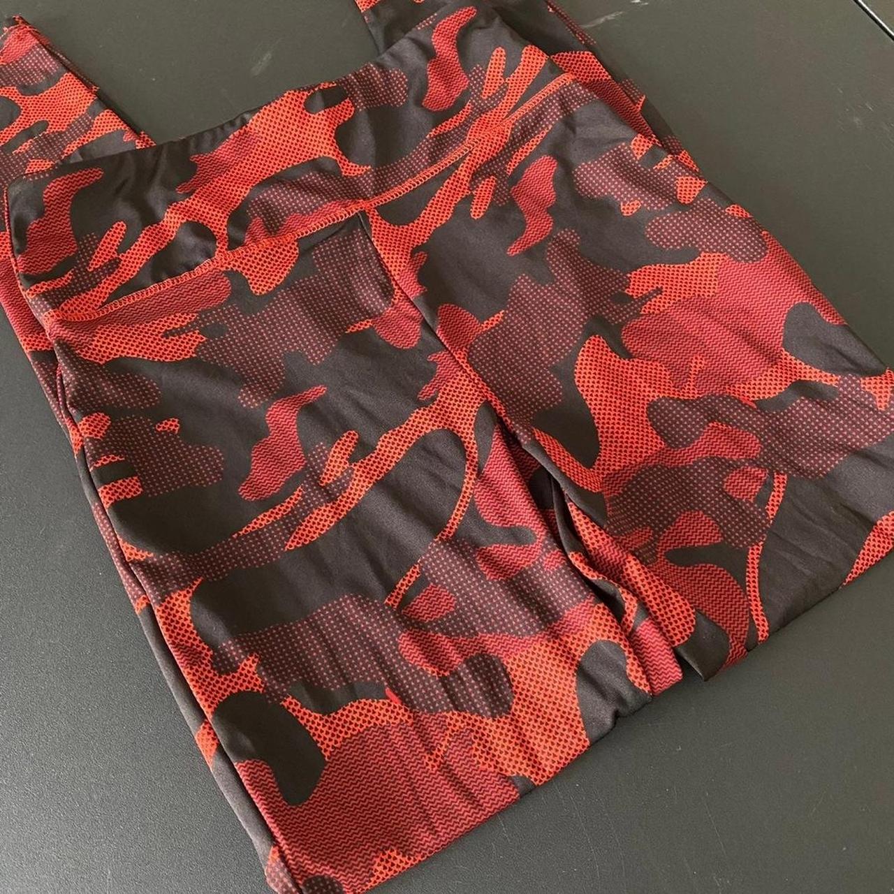 Wild Fable Red Camo Leggings X-Small Great - Depop