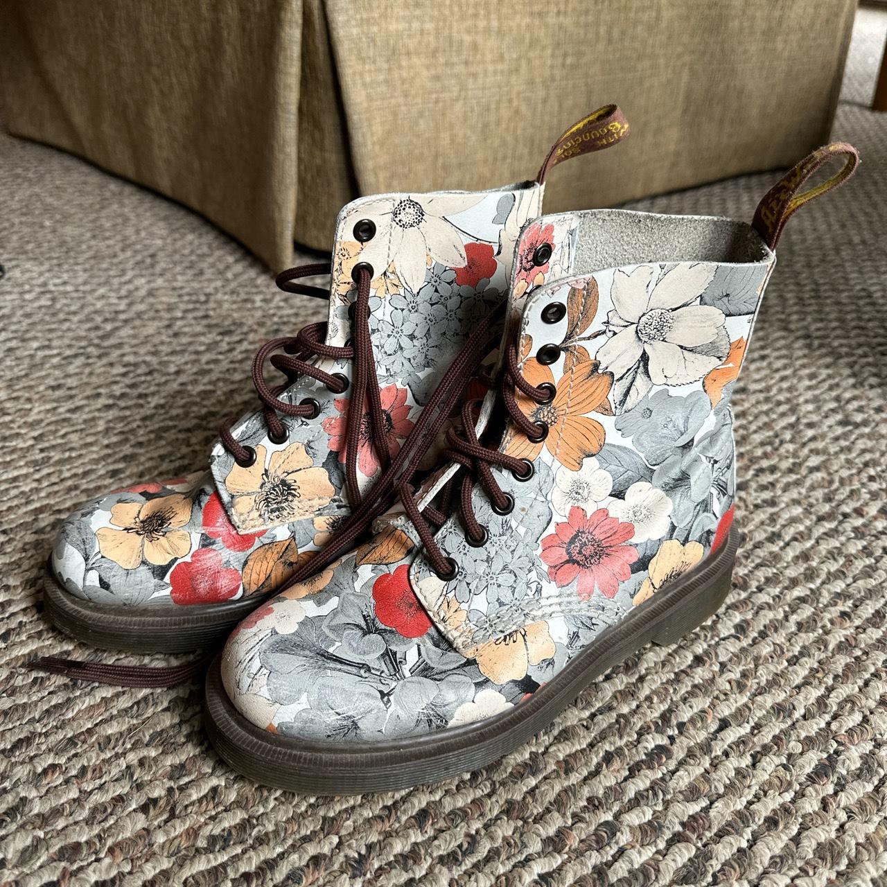 Beautiful, Vintage Floral Dr. Martens. I Am Obsessed... - Depop