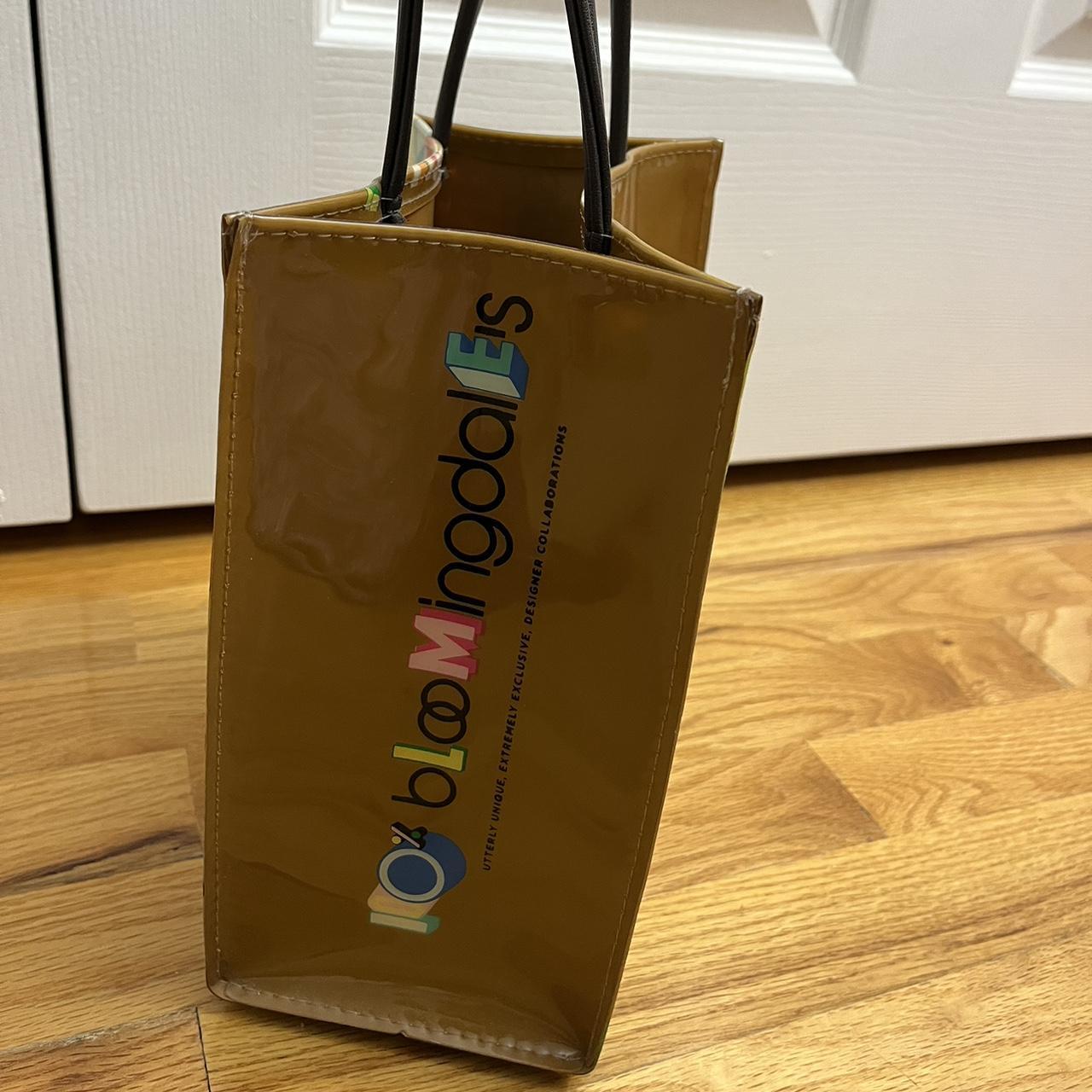 BLOOMINGDALES MEDIUM BROWN BAG REAL. Bought in NYC - Depop