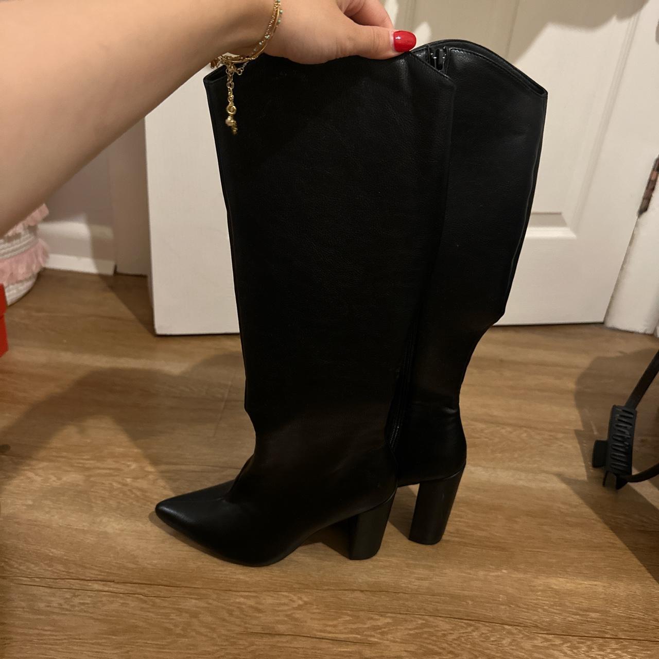 Glassons knee high boots never worn perfect Depop