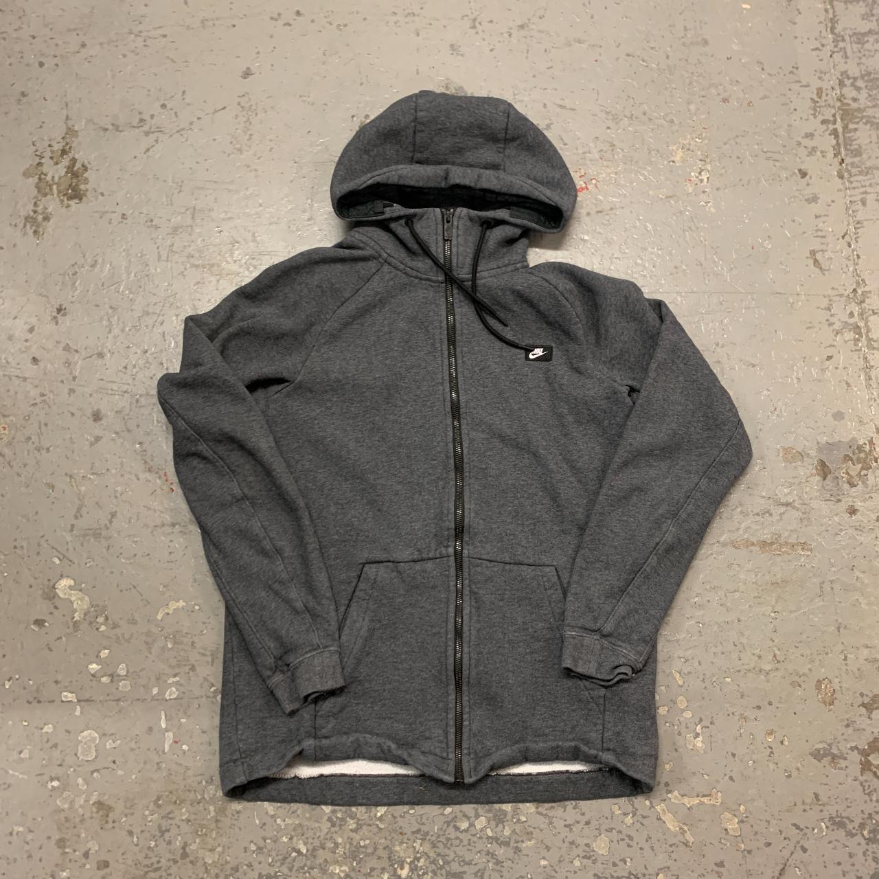 depop nike vintage hoodie