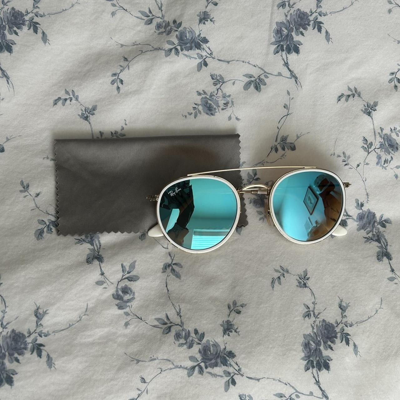 Women's blue clearance ray ban sunglasses