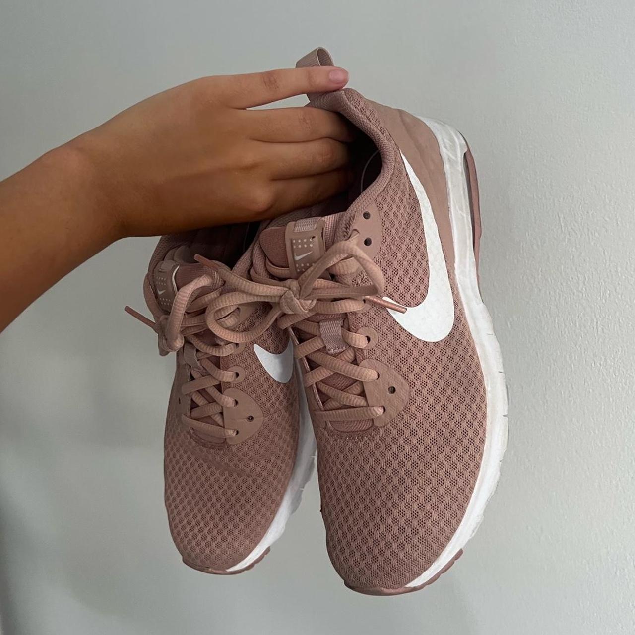 Dusty pink sales nike trainers