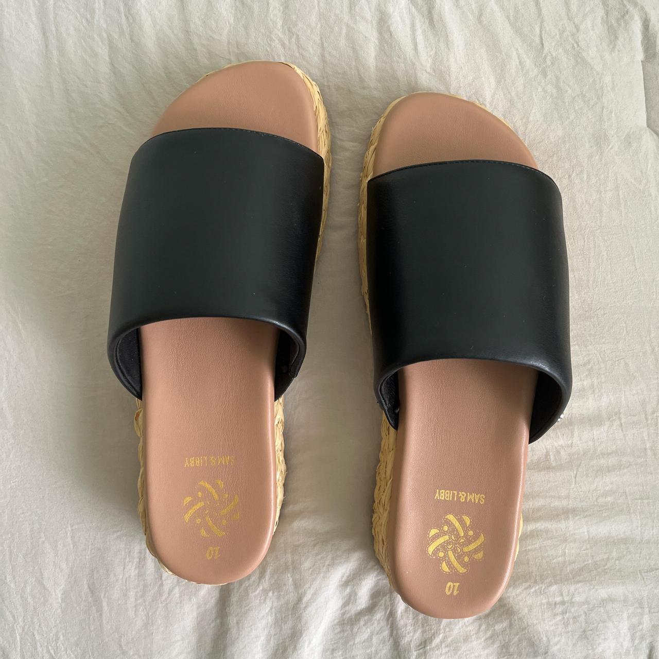 item listed by banayosief