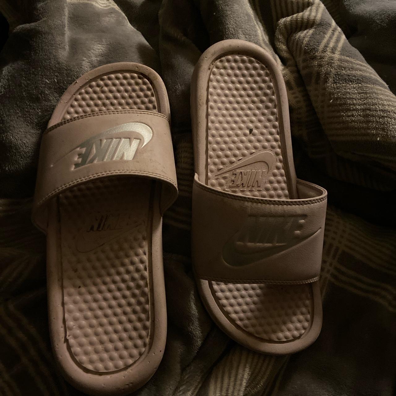 discontinued nike slides