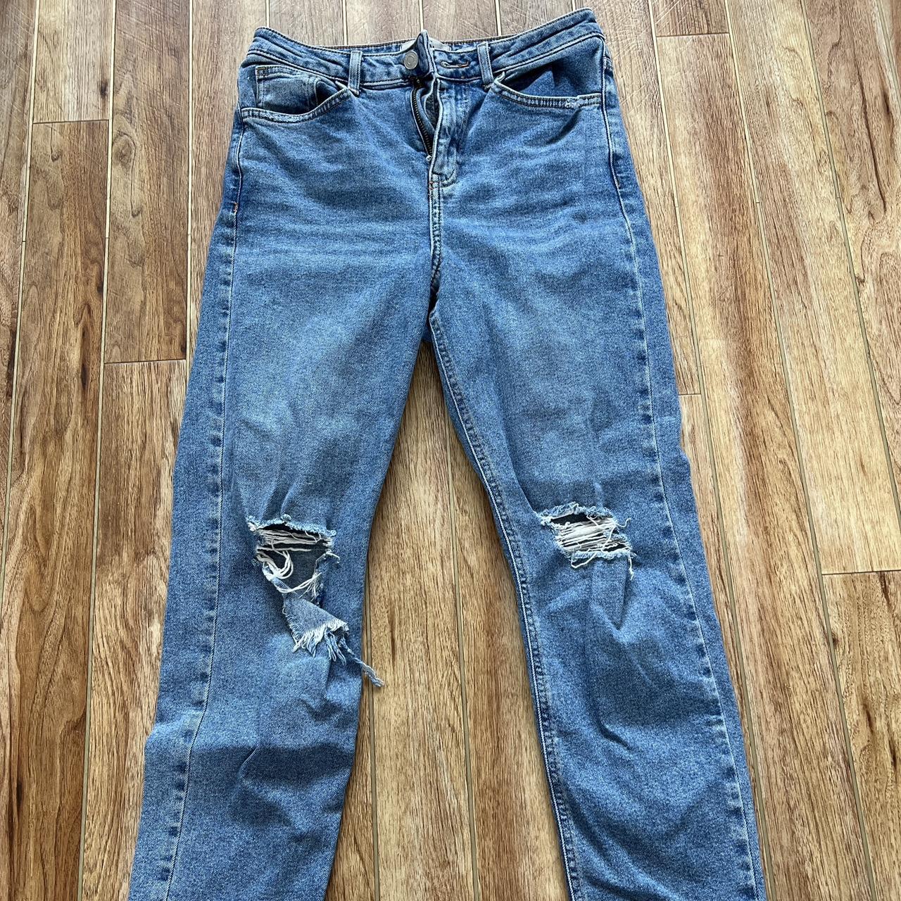 New Look mom jeans worn a few times UK size 6 wee... - Depop