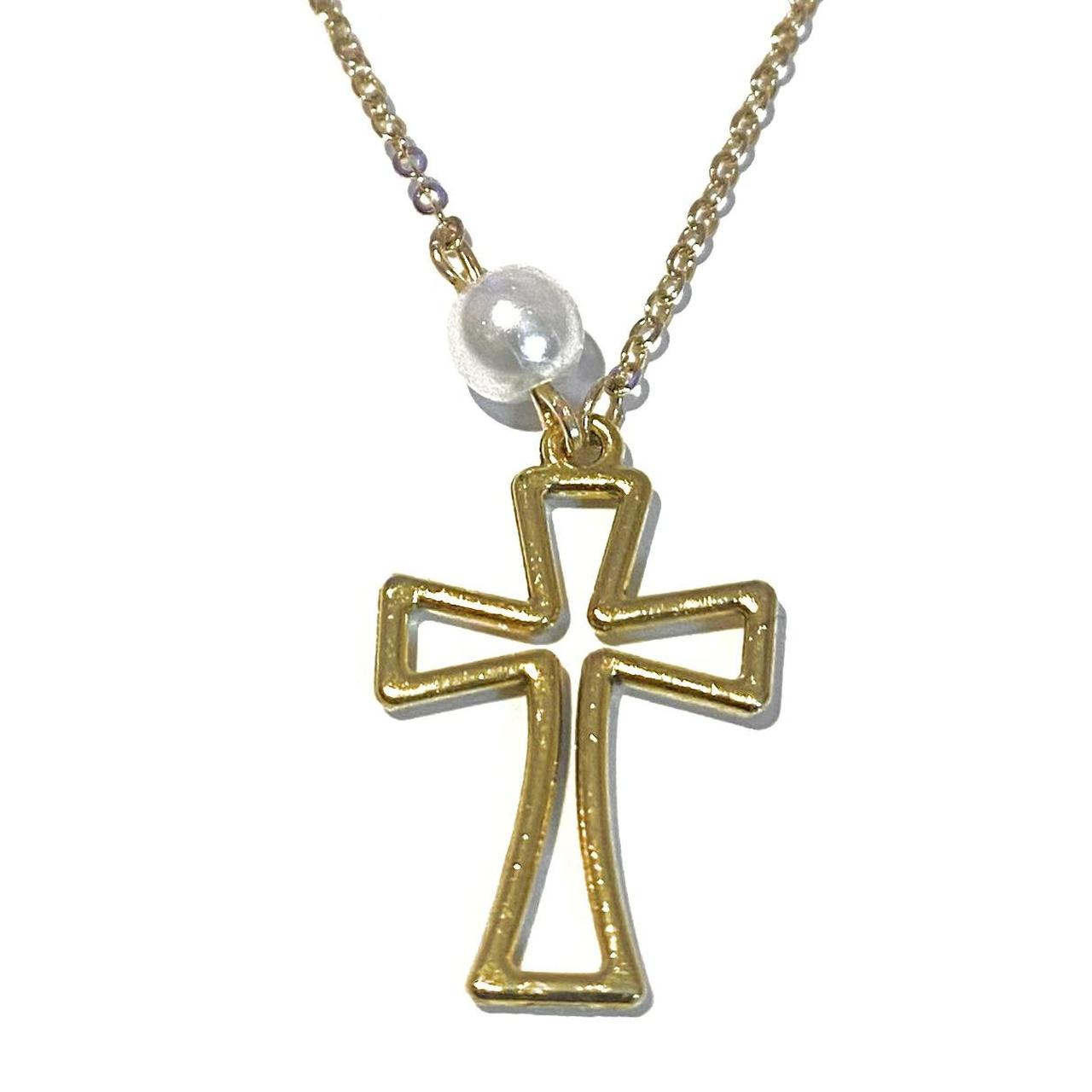 Women's Gold and White Jewellery Depop