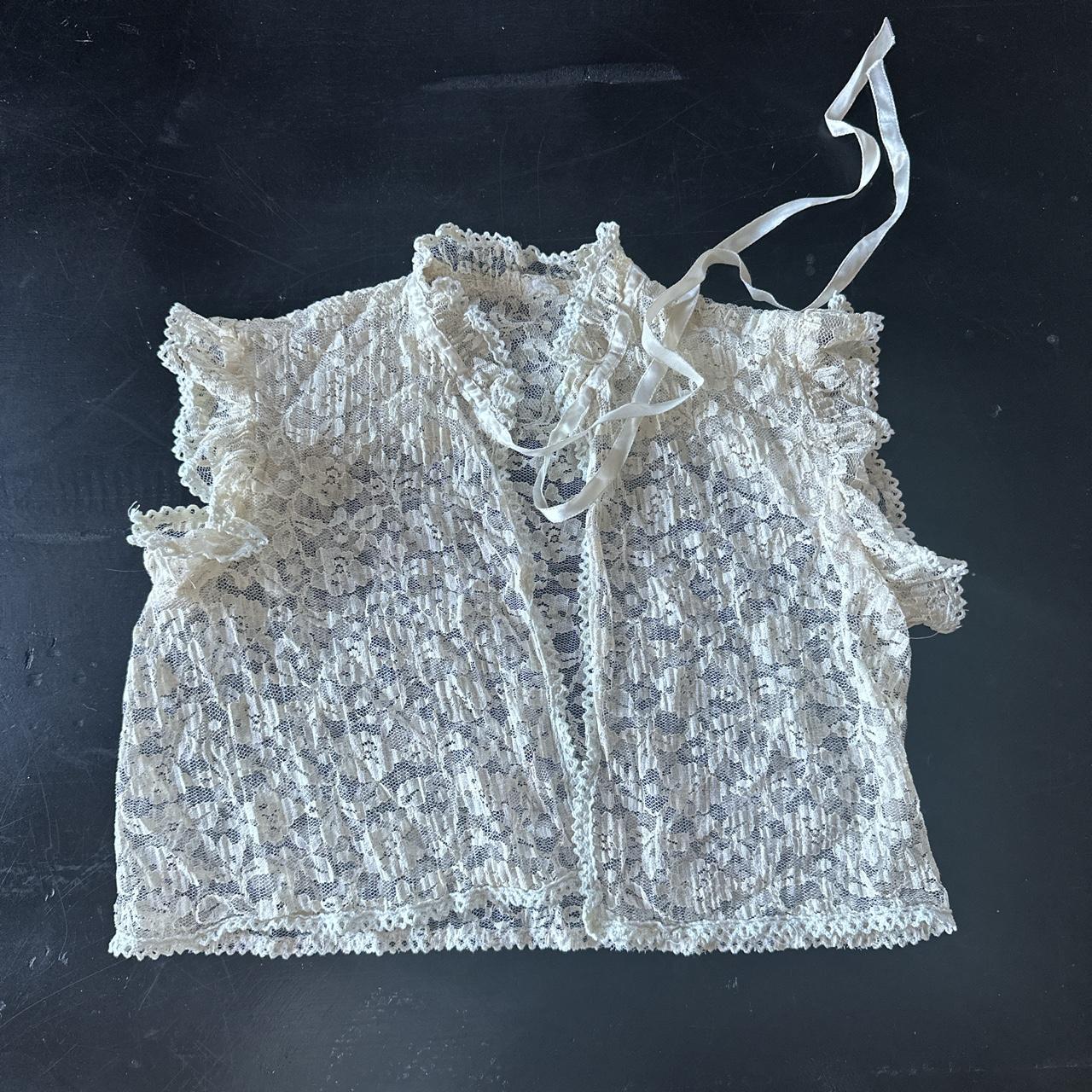 Vintage coquette fairy lace top size XS - Depop