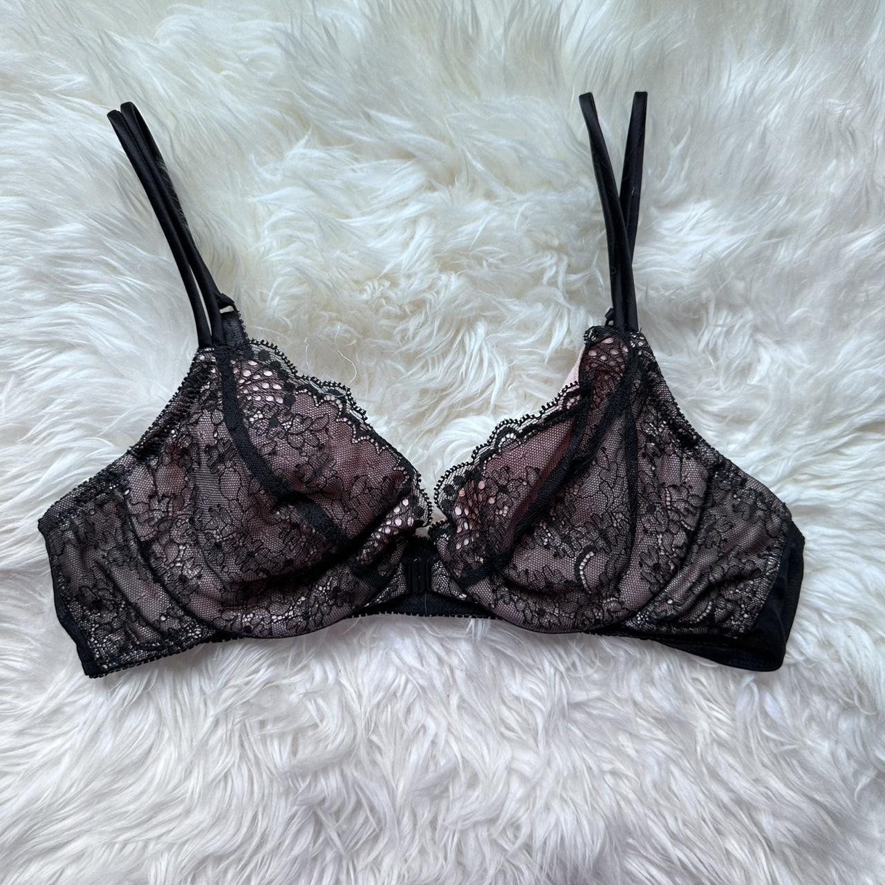 item listed by celinecherie