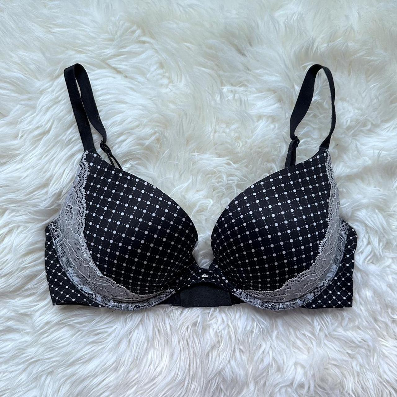 item listed by celinecherie