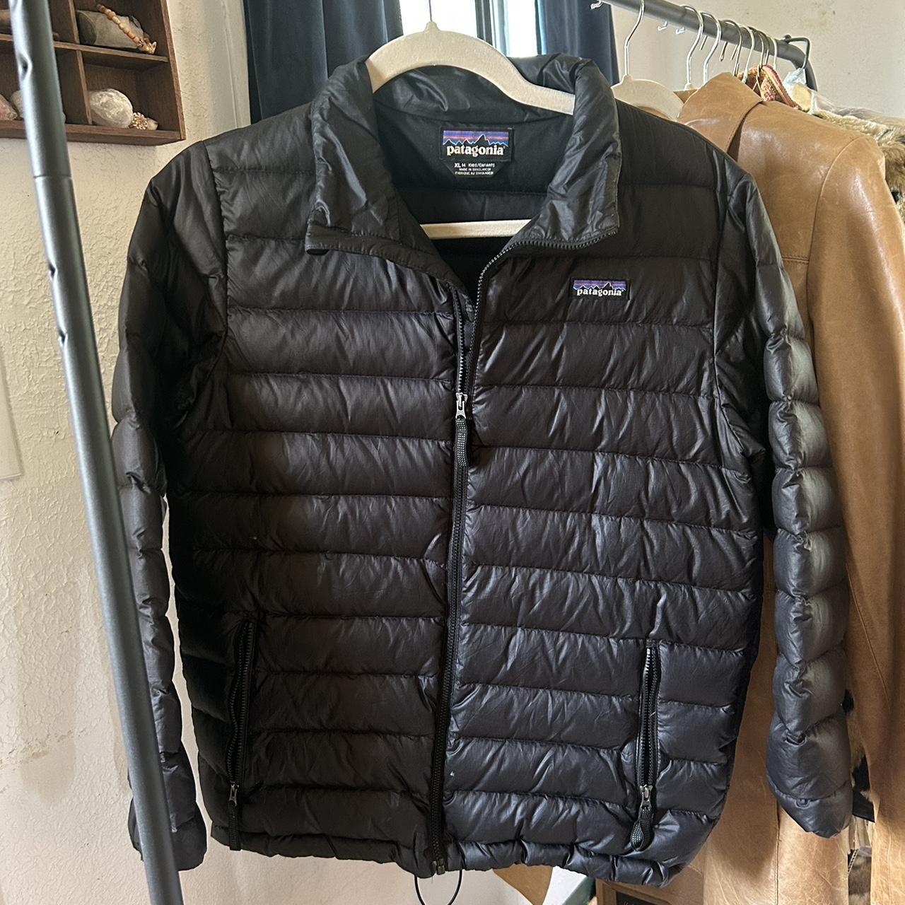 Patagonia Women's Black Coat | Depop