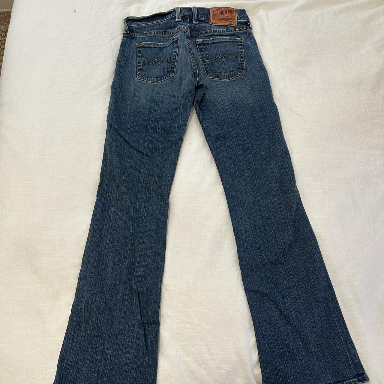 Low rise Lucky Brand bootcut jeans! They have the... - Depop