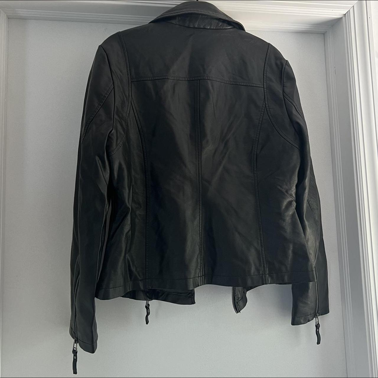 Max studio black leather jacket size large