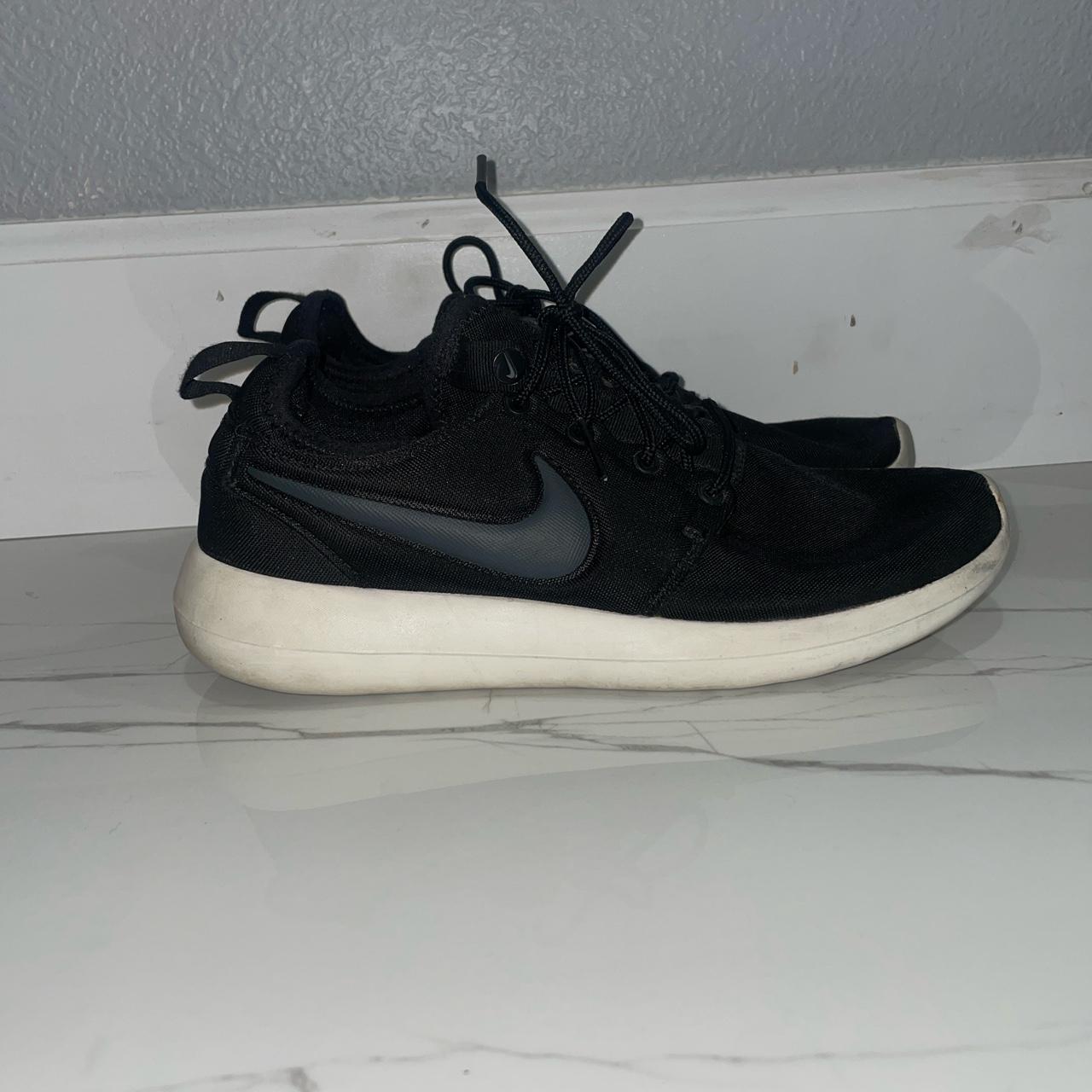 roshe 2 black