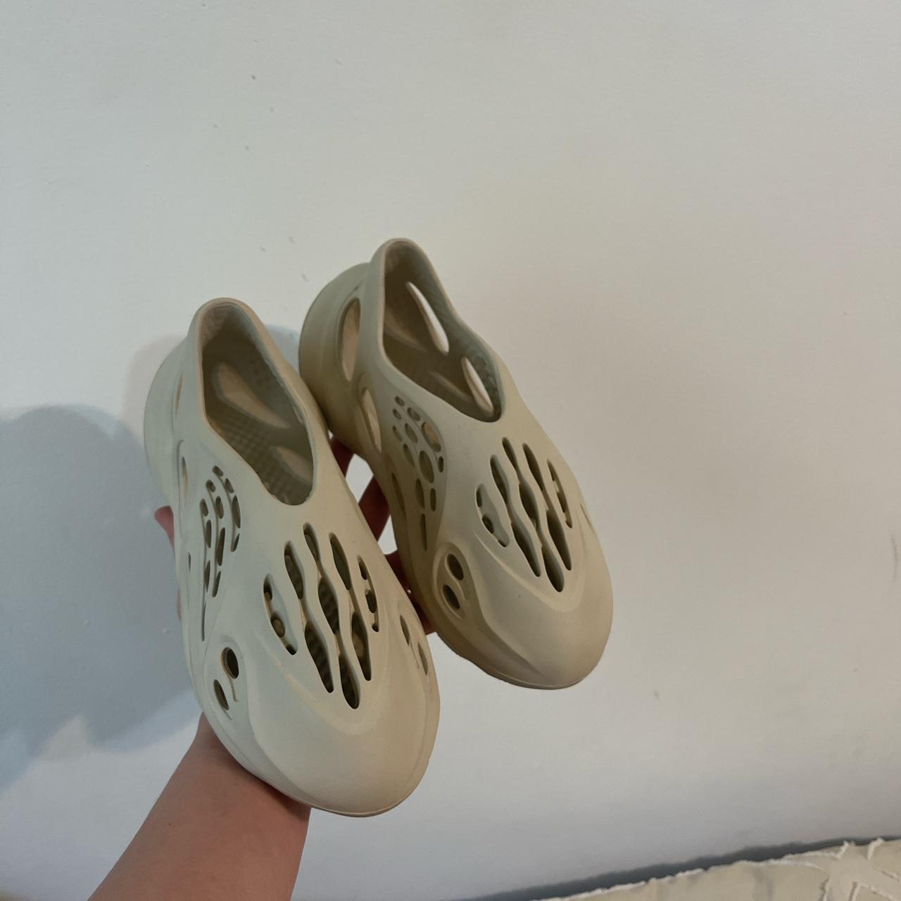 yeezy foam slides walmart