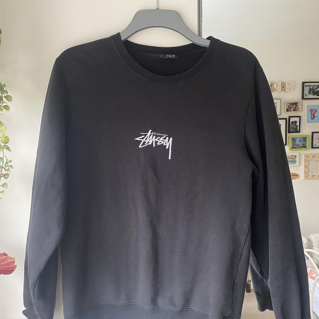 Stussy Black jumper - Depop