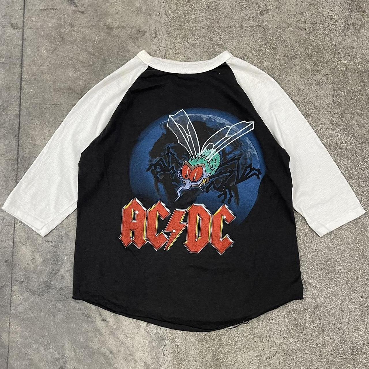 Vintage 1985 AC/DC Fly on the Wall Tour Raglan... - Depop