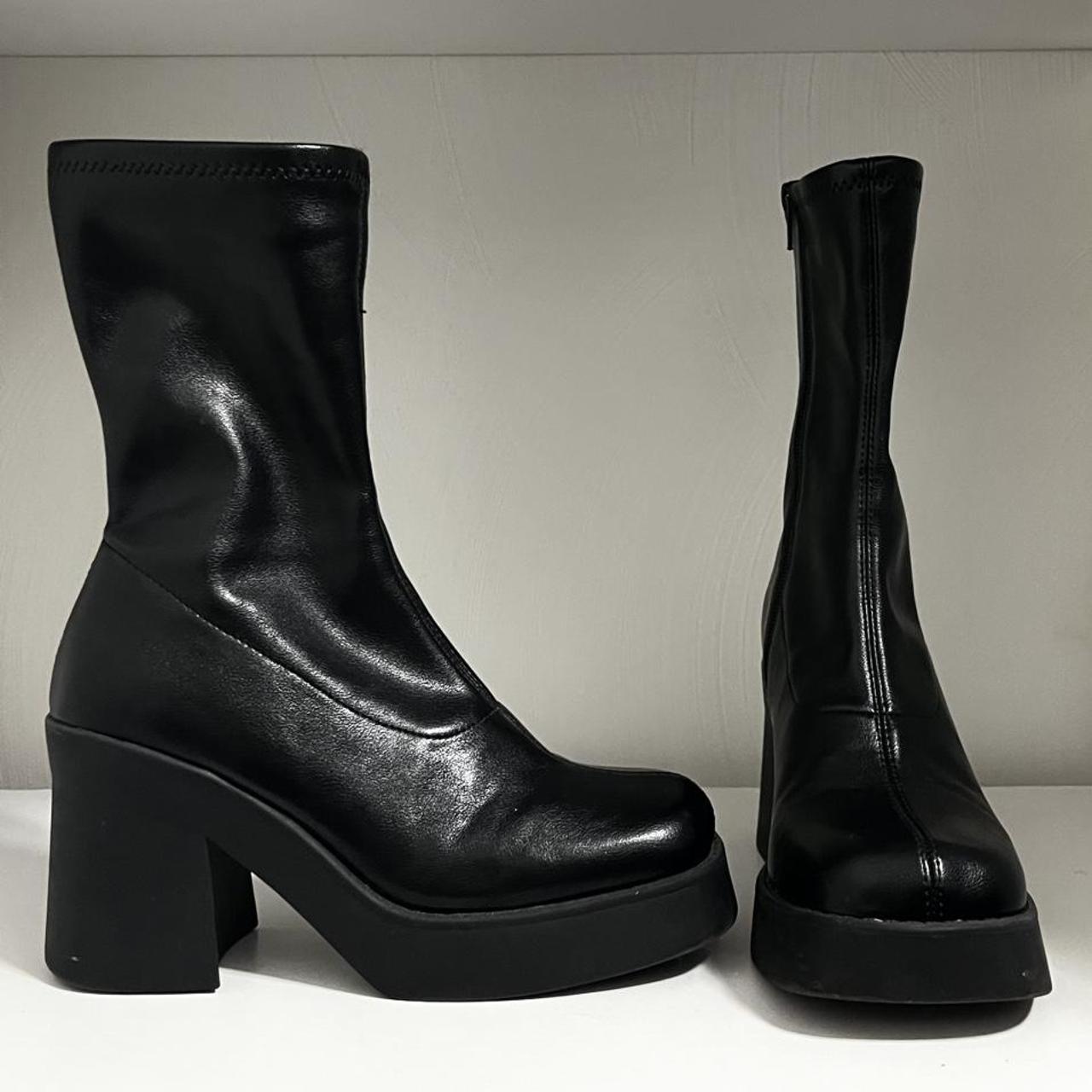 Steve Madden Women's Black Boots | Depop