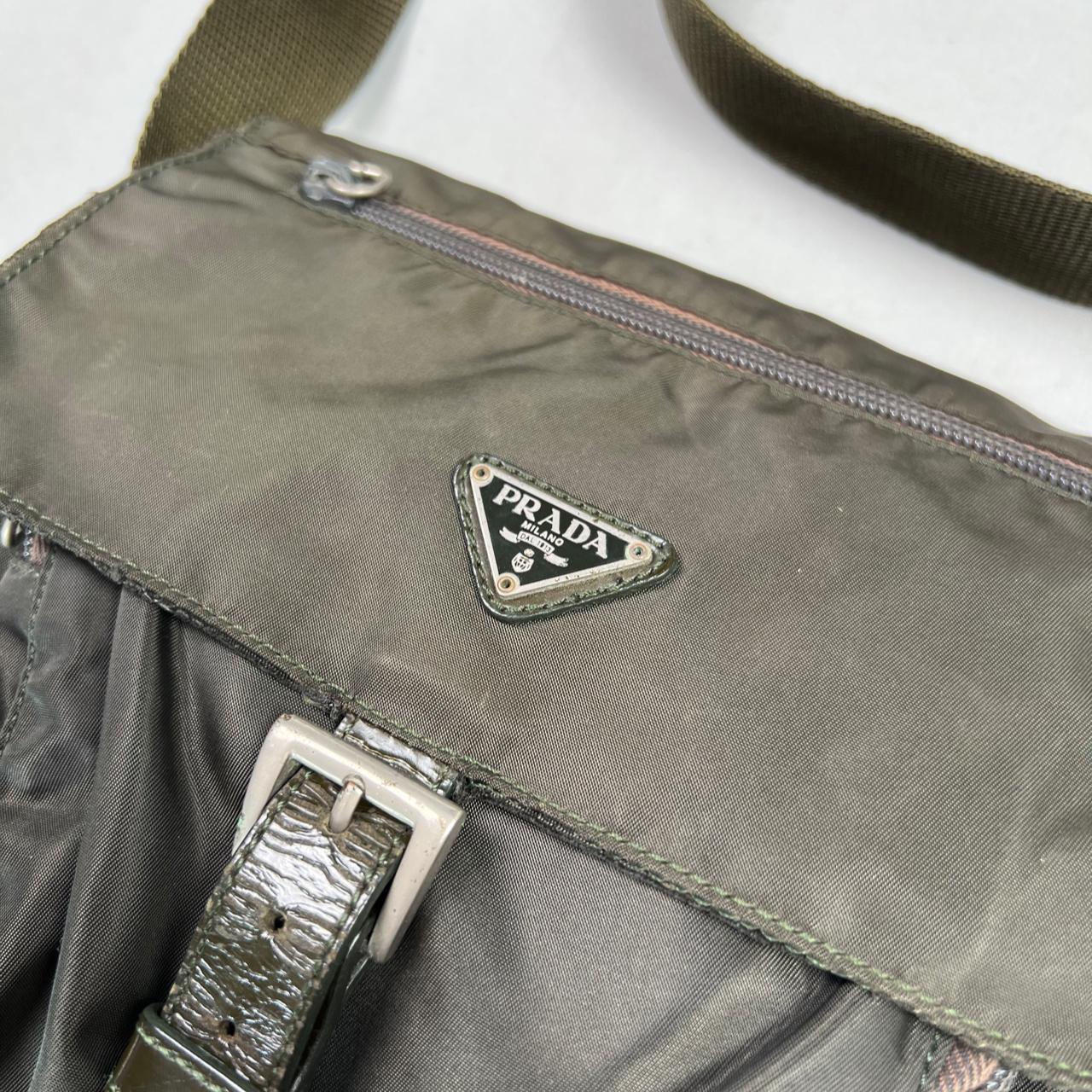 RI03 Authentic Vintage Prada Side Bag... Depop