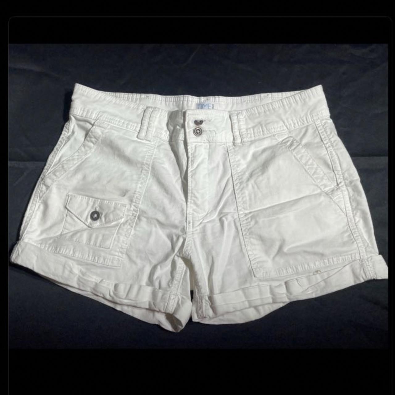 Wet n Wild Women's White Shorts | Depop