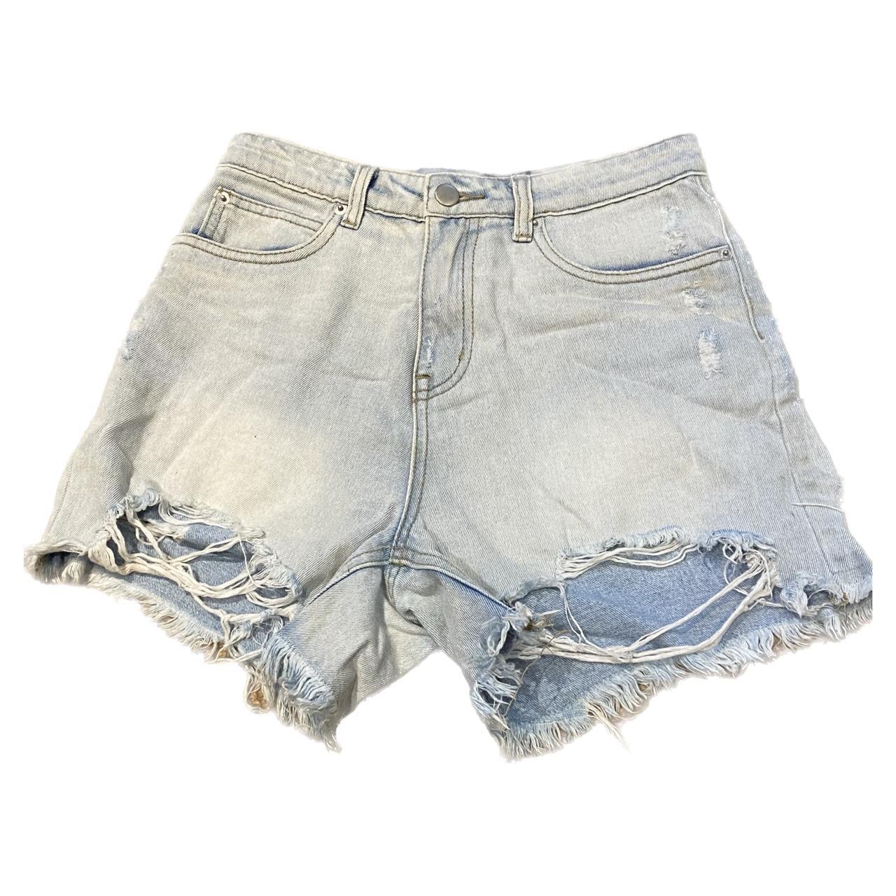 Zulu & Zephyr light wash denim shorts. Can’t seem to... - Depop