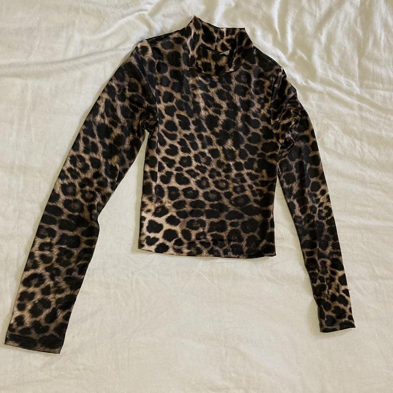H&m Long Sleeve Cheetah Turtleneck Turtleneck Leopard Top
