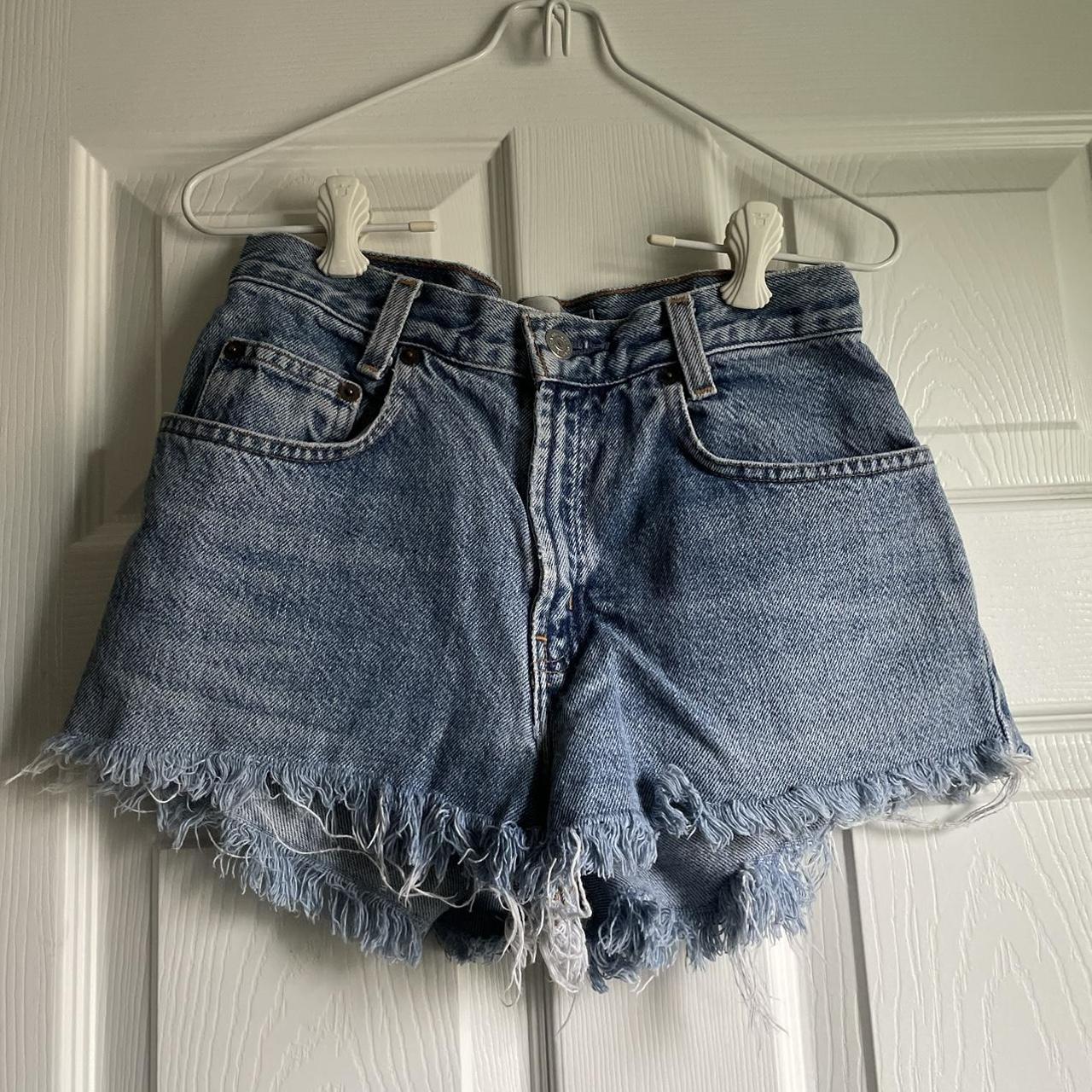 reworked gap shorts it is on the short side will fit... - Depop