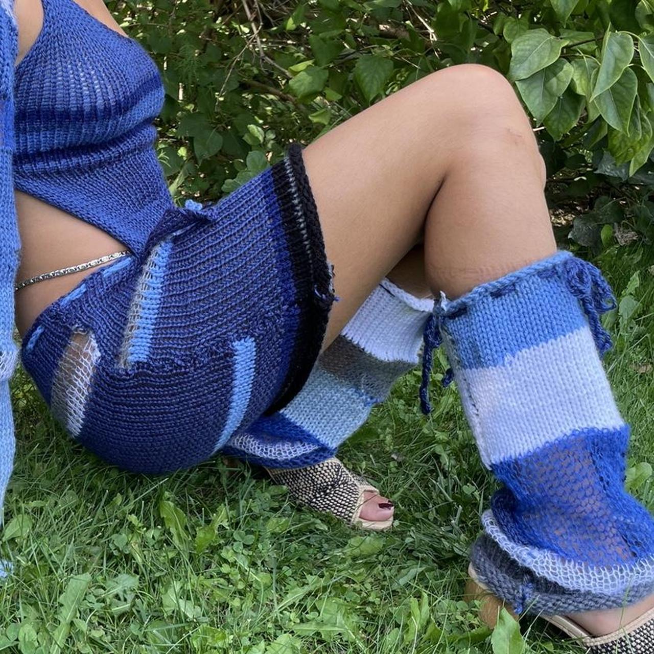 Blue ombré leg warmers! These guys are so cute 💗🎀 - Depop