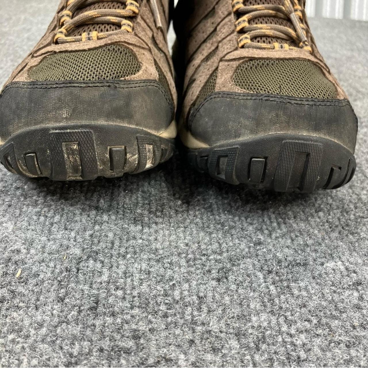 mens walking boots columbia