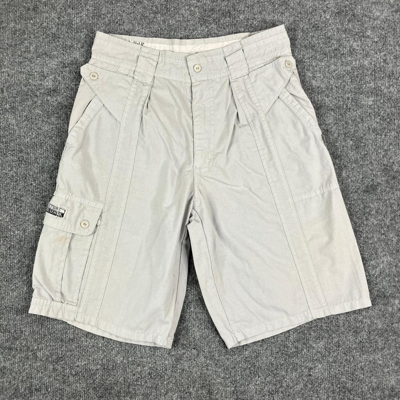 item listed by cash_is_trash