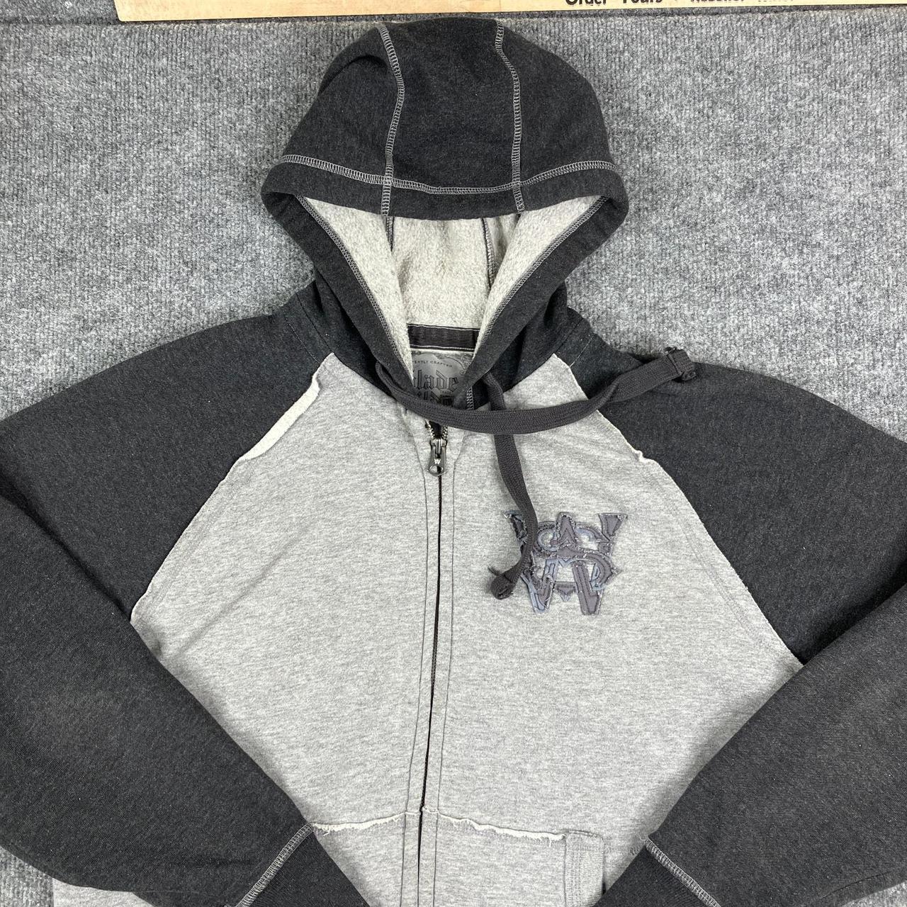 item listed by cash_is_trash