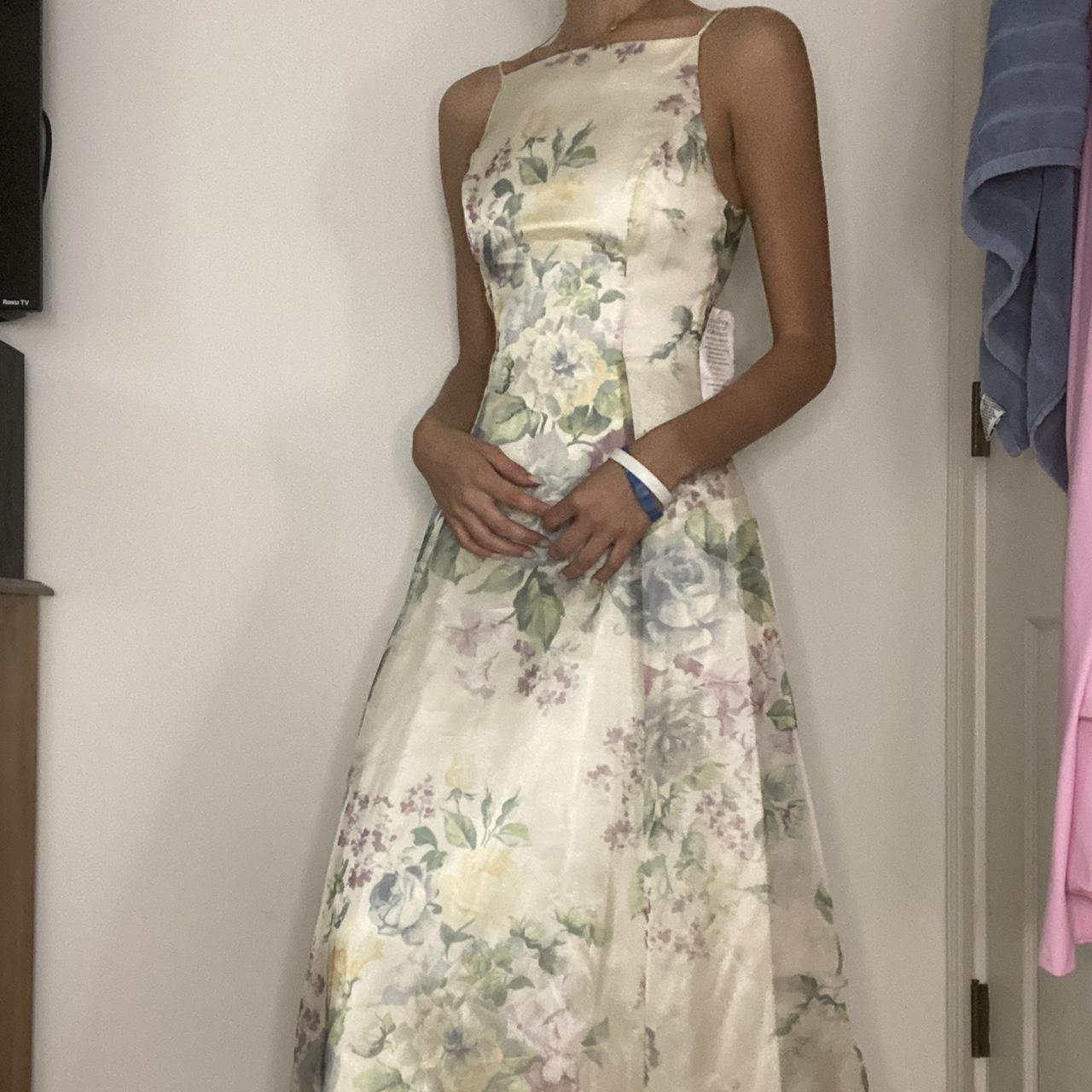 Dillard's Women's Cream Dress Depop